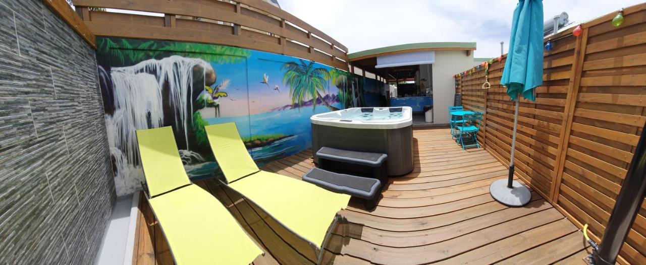 "Chez Claudia "Charmant Logement Avec Jacuzzi Privatif En Toute Intimite Sur Belle Terrasse Exterieure En Bois Et Piscine Courcelles Zewnętrze zdjęcie